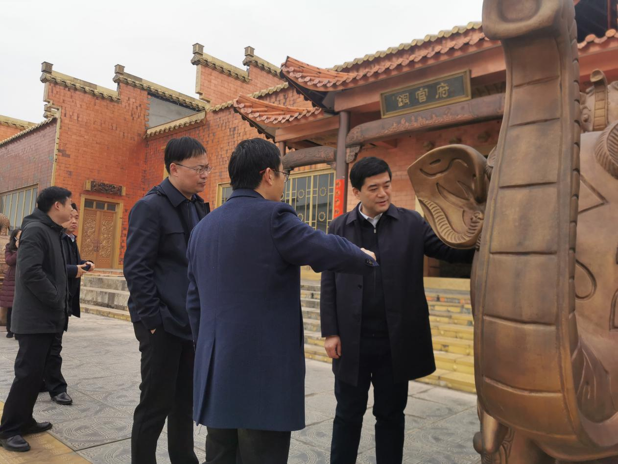 共青团省委副书记窦贤琨调研铜官府